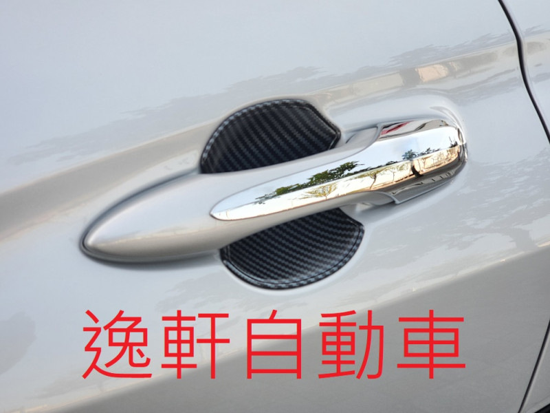 豐田 2021~CROSS小片碳紋外門碗 碗公 防刮傷 黏貼式 材質 ABS 一組4片